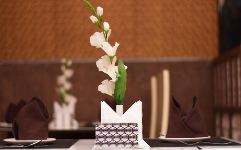 Hotel Royal City Siliguri Zewnętrze zdjęcie