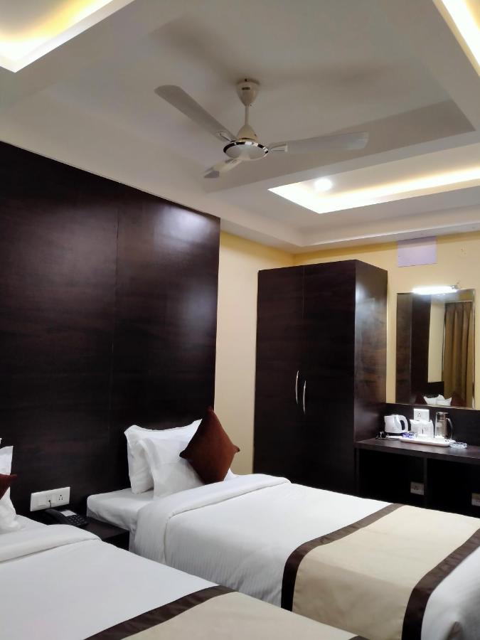 Hotel Royal City Siliguri Zewnętrze zdjęcie