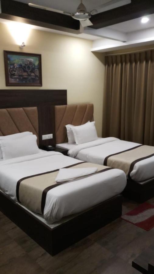 Hotel Royal City Siliguri Zewnętrze zdjęcie