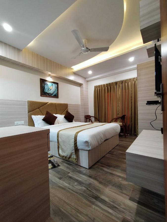 Hotel Royal City Siliguri Zewnętrze zdjęcie