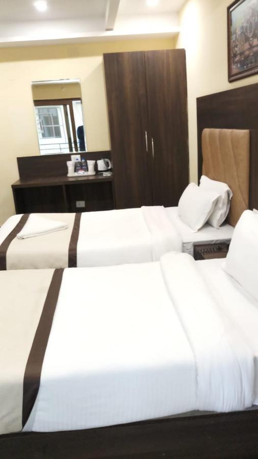 Hotel Royal City Siliguri Zewnętrze zdjęcie