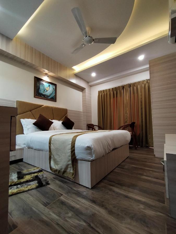 Hotel Royal City Siliguri Zewnętrze zdjęcie