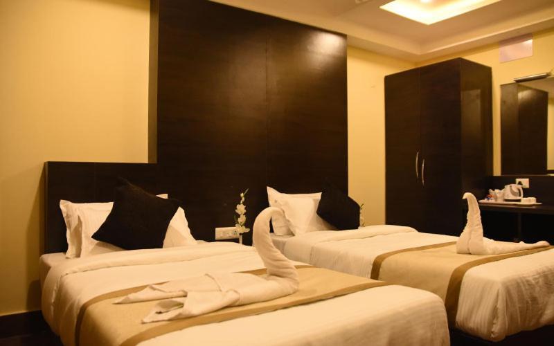 Hotel Royal City Siliguri Zewnętrze zdjęcie